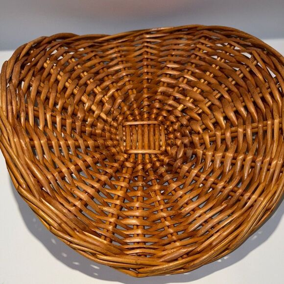 Three Woven Tan Baskets - Picture 3 of 8